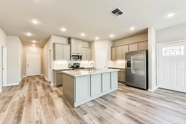 $325,000 | 3420 Sunrise Drive, Shoreacres, TX 77571