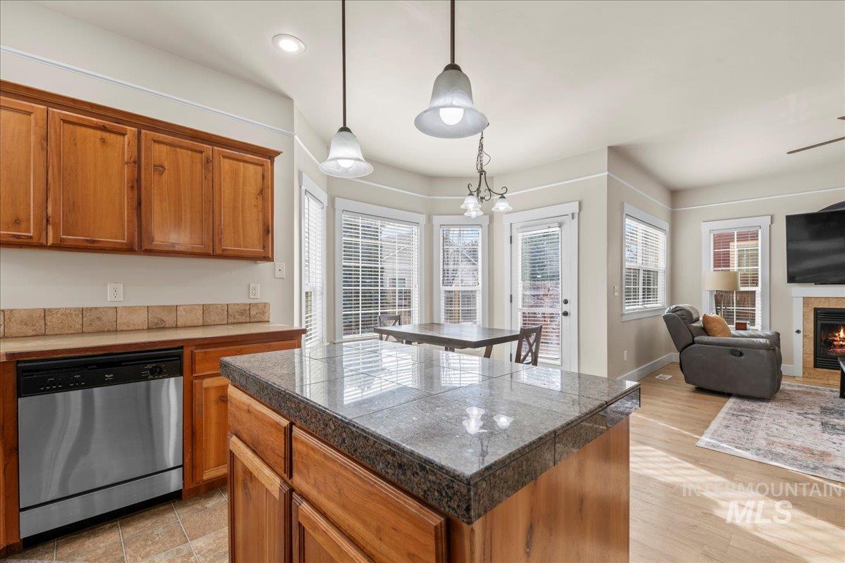 2586 North Mitchell Street Boise, ID 83704 - Photo 8 of 19