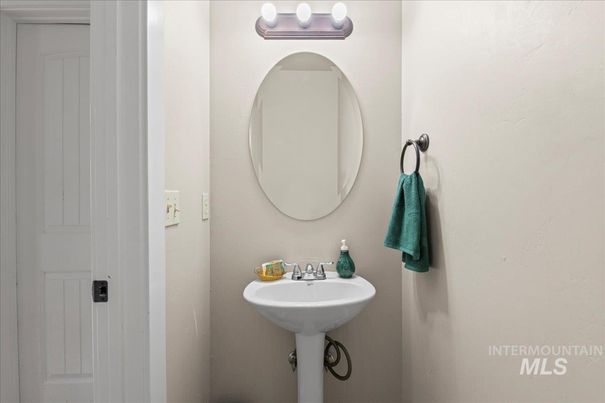 2586 North Mitchell Street Boise, ID 83704 - Photo 10 of 19