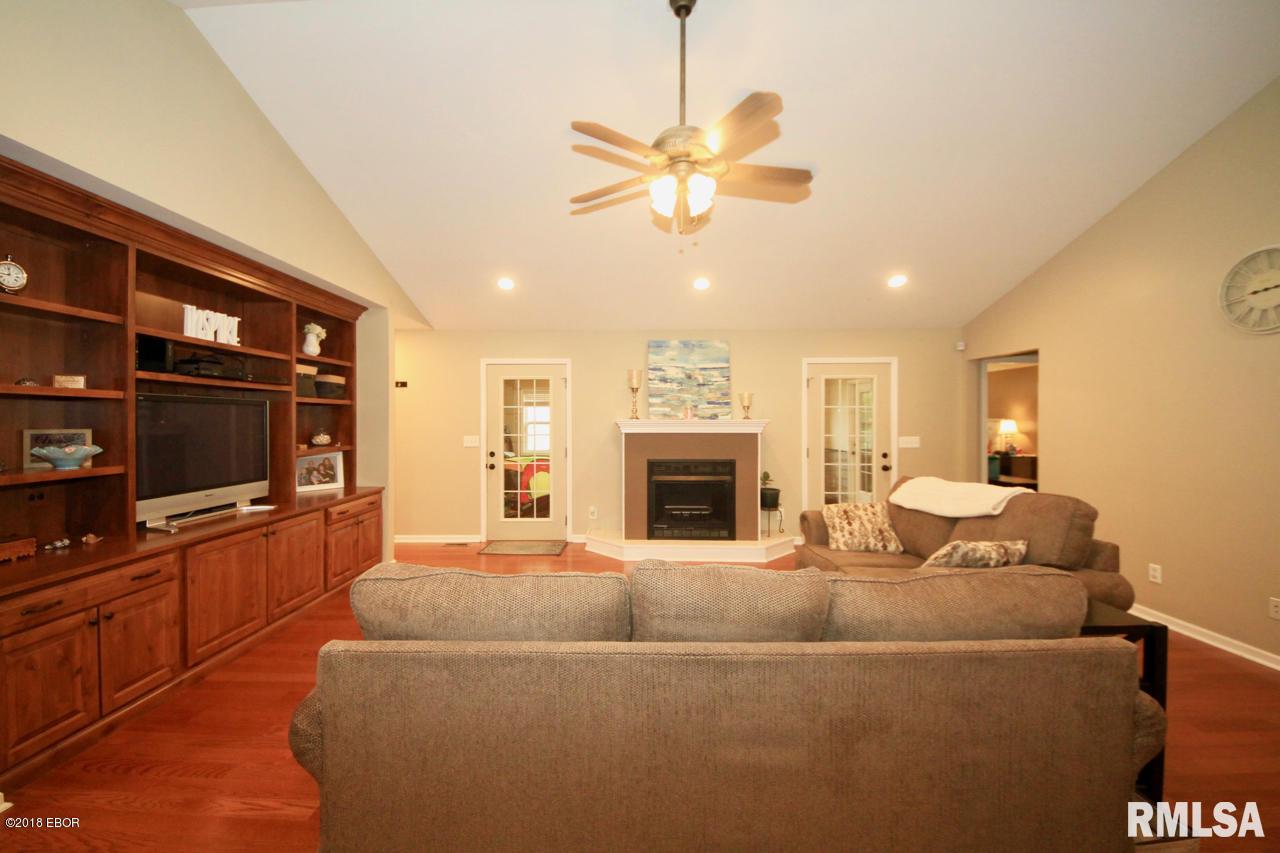 2050 North Reed Station Road Carbondale, IL 62901 - Photo 13 of 43