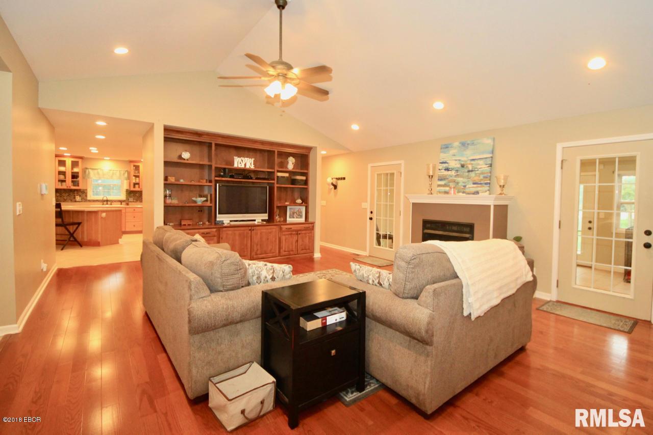 2050 North Reed Station Road Carbondale, IL 62901 - Photo 14 of 43