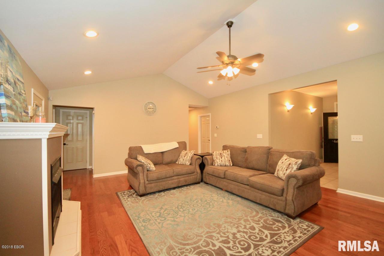 2050 North Reed Station Road Carbondale, IL 62901 - Photo 16 of 43