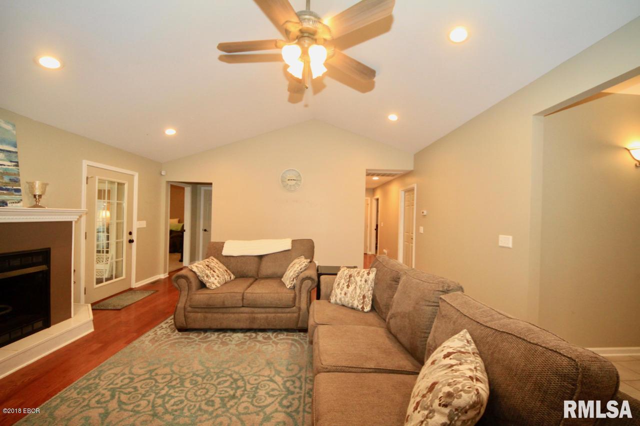 2050 North Reed Station Road Carbondale, IL 62901 - Photo 17 of 43