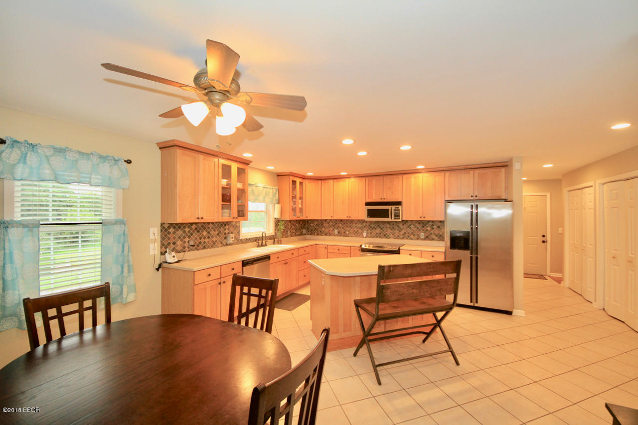 2050 North Reed Station Road Carbondale, IL 62901 - Photo 6 of 43