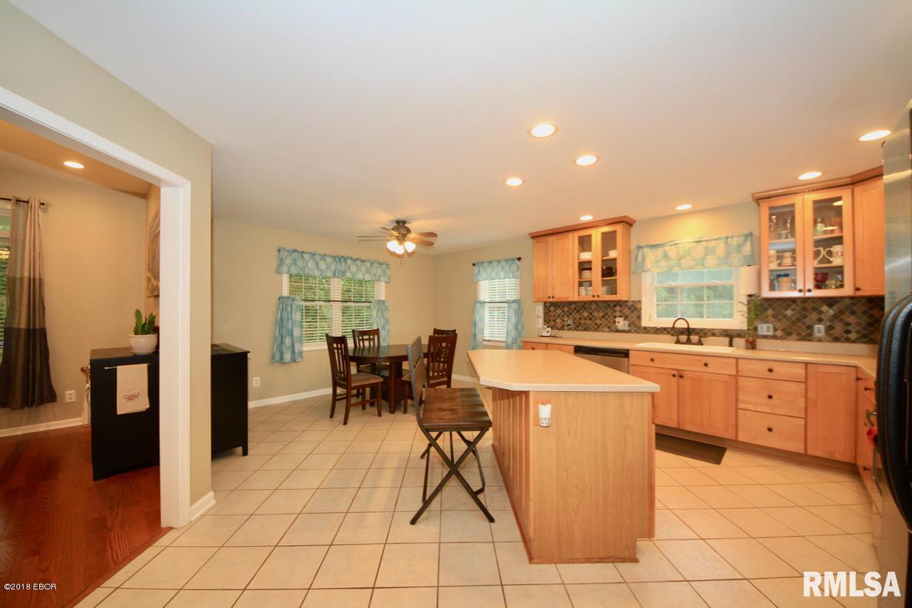 2050 North Reed Station Road Carbondale, IL 62901 - Photo 9 of 43