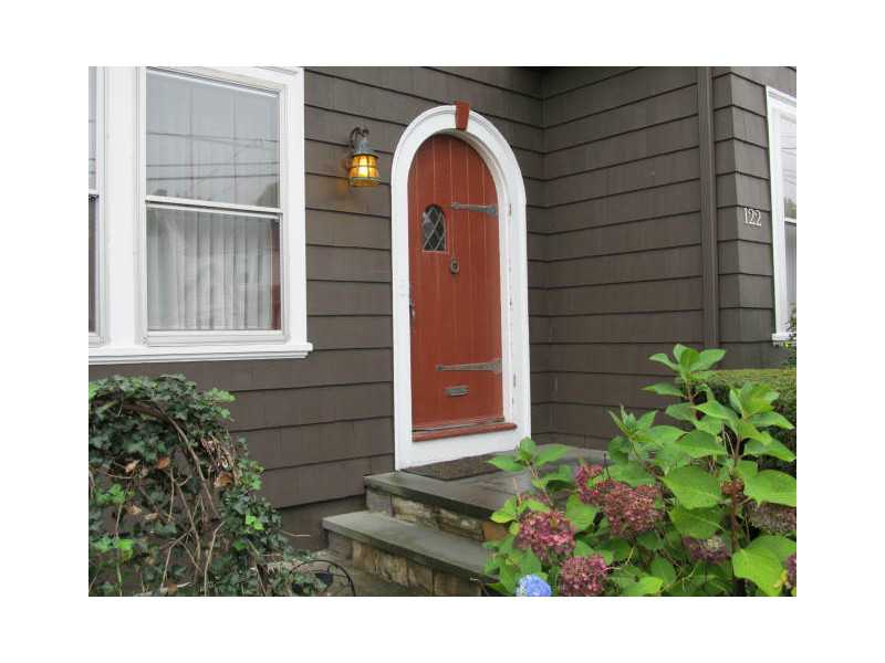 122 Lyndon Road Cranston, RI 02905 - Photo 3 of 20 Exterior Front. Front door