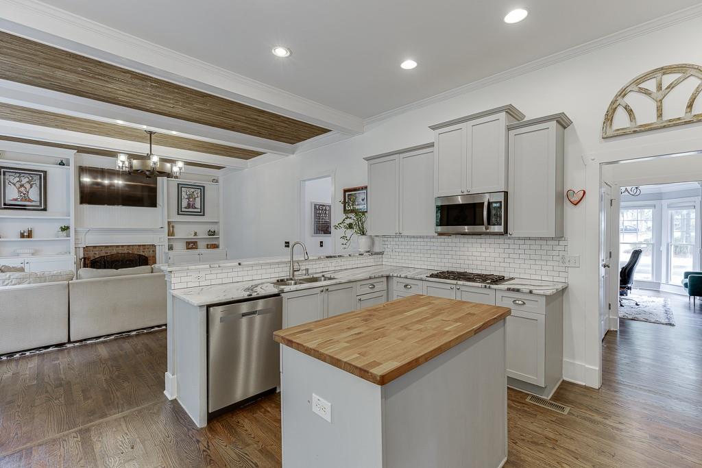 5979 Grand Loop Road Sugar Hill, GA 30518 - Photo 15 of 78