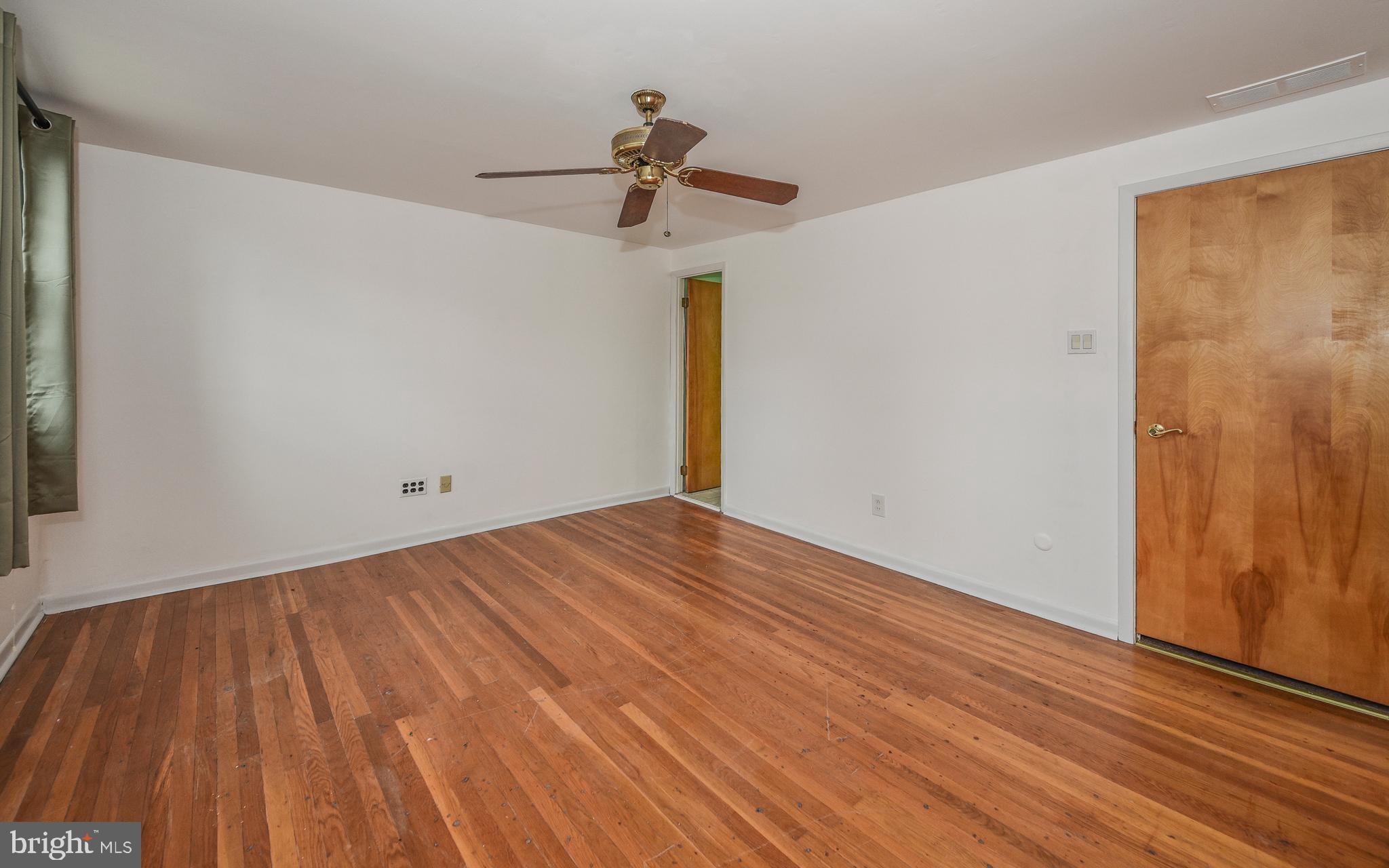 9149 Ryerson Road Philadelphia, PA 19114 - Photo 15 of 29 Gallery Image 15