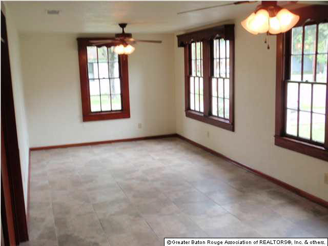 3921 Lorraine Street Baton Rouge, LA 70805 - Photo 3 of 22 Gallery Image 3