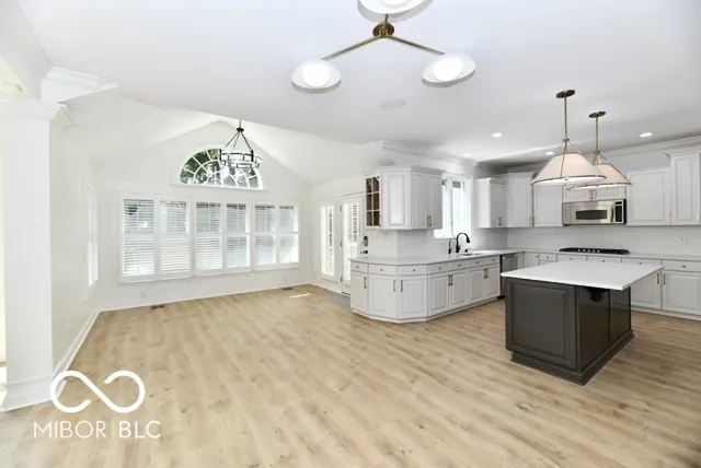 $995,000 | 13617 Creekridge Lane, Fishers, IN 46055