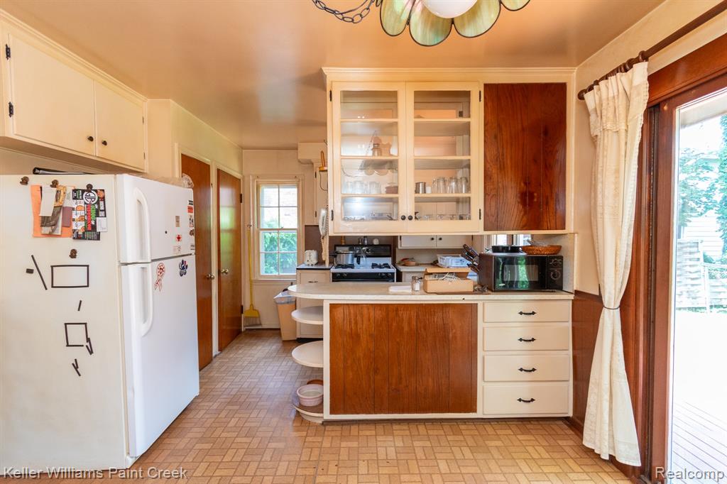 526 West Webster Road Royal Oak, MI 48073 - Photo 12 of 37 Gallery Image 12