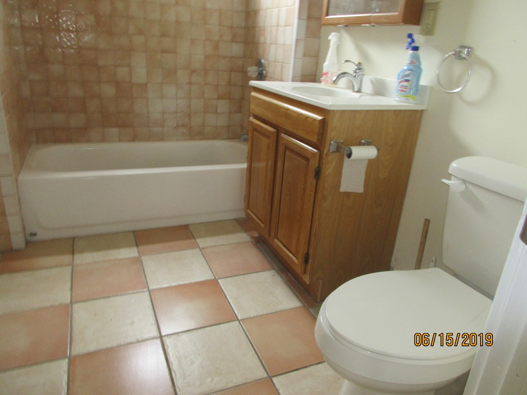 49 Montrose Street Springfield, MA 01109 - Photo 12 of 14 Gallery Image 12