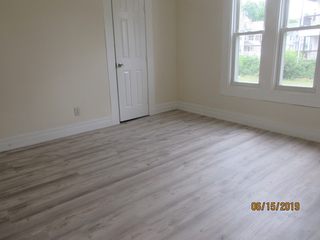 49 Montrose Street Springfield, MA 01109 - Photo 3 of 14 Gallery Image 3