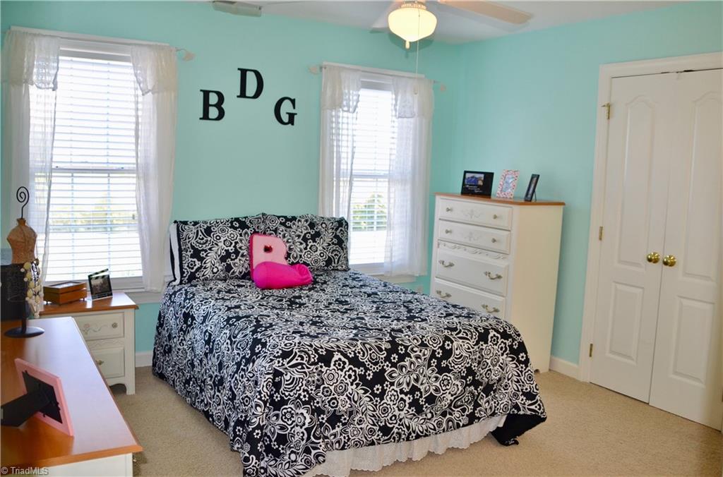 2704 Lunsford Road Summerfield, NC 27358 - Photo 20 of 30 Gallery Image 20