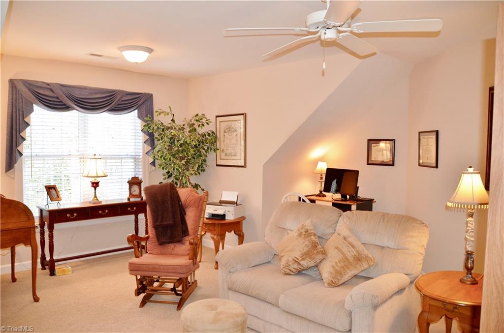 2704 Lunsford Road Summerfield, NC 27358 - Photo 24 of 30 Gallery Image 24
