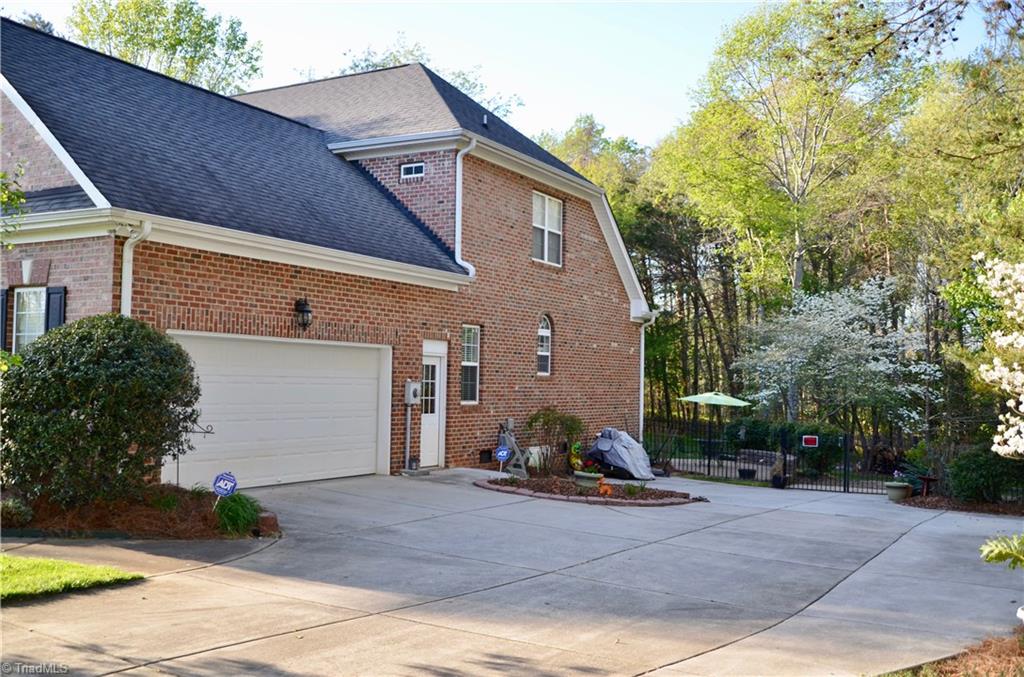 2704 Lunsford Road Summerfield, NC 27358 - Photo 26 of 30 Gallery Image 26