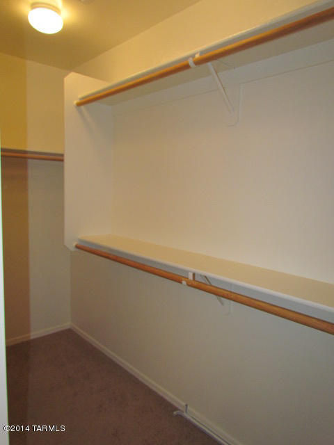 669 West Ash Ridge Drive Green Valley, AZ 85614 - Photo 7 of 17 a view of a small space