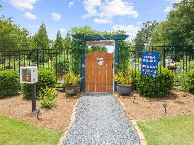 $740,000 | 3709 Maple Shade Drive Southwest, Gainesville, GA 30504