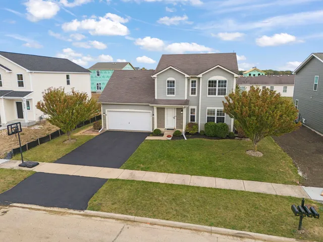 a picture of a wall with a white wall and a white wall