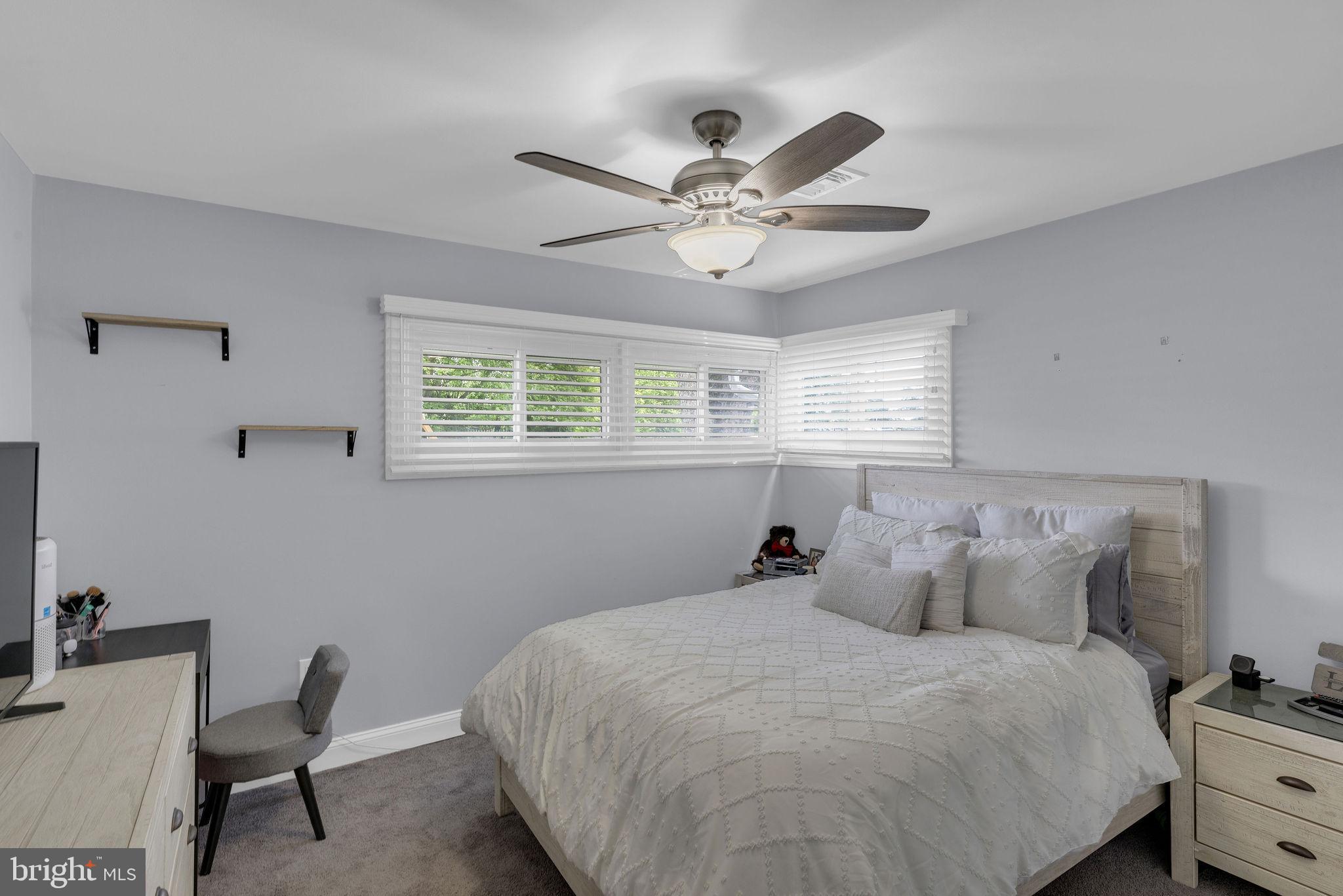 15 Wildflower Road Levittown, PA 19057 - Photo 13 of 25 Gallery Image 13