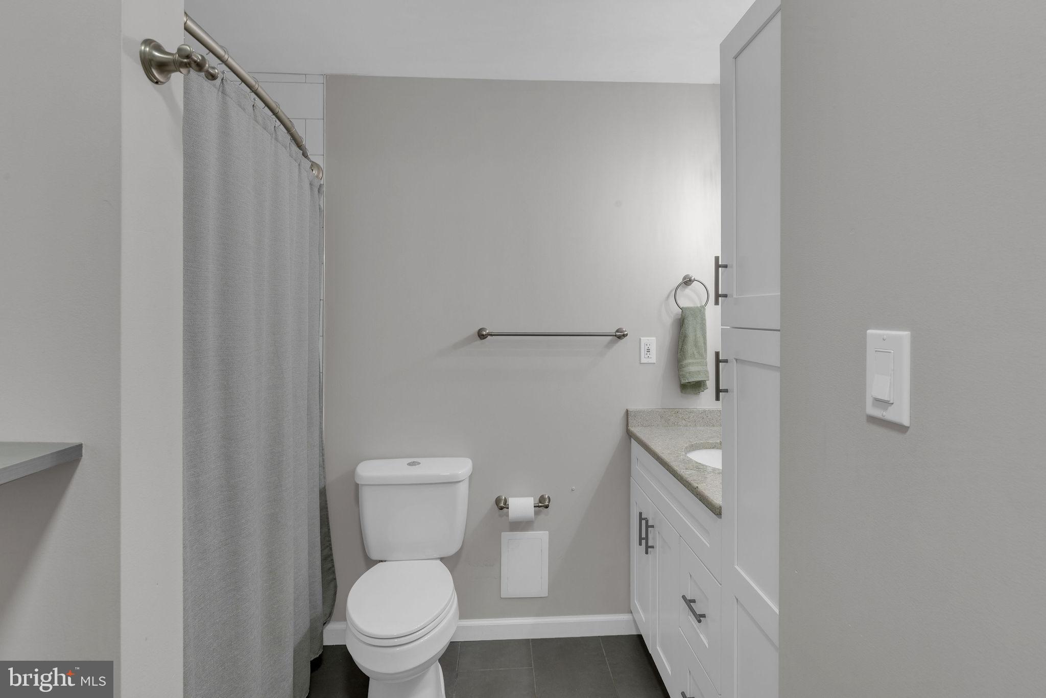 15 Wildflower Road Levittown, PA 19057 - Photo 10 of 25 Gallery Image 10