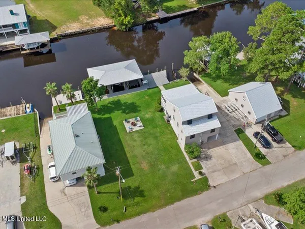 $489,900 | 6079 Kiowa Street, Kiln, MS 39556