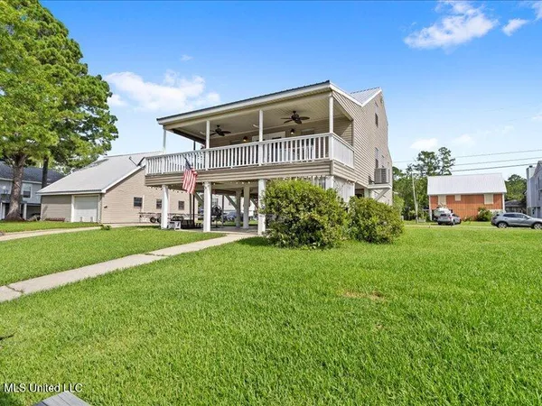 $489,900 | 6079 Kiowa Street, Kiln, MS 39556