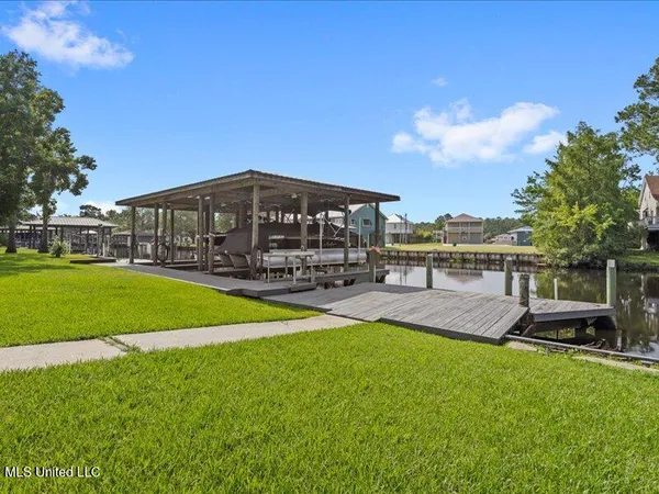 $489,900 | 6079 Kiowa Street, Kiln, MS 39556