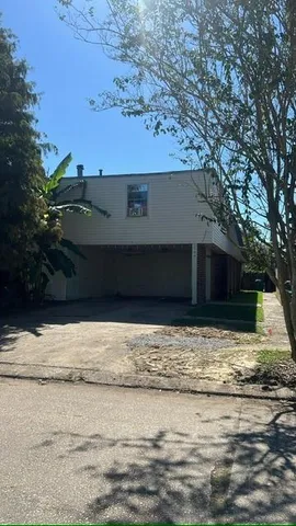 $1,350 | 2904 Monterey Court South, Unit A, Gretna, LA 70056