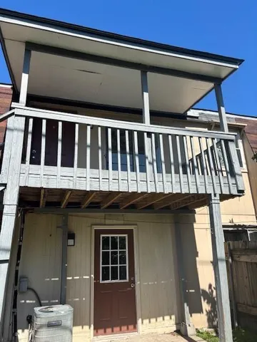 $1,350 | 2904 Monterey Court South, Unit A, Gretna, LA 70056