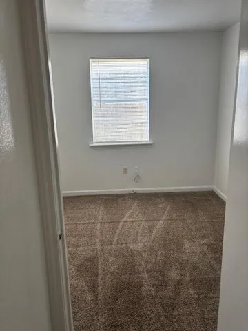 $1,350 | 2904 Monterey Court South, Unit A, Gretna, LA 70056