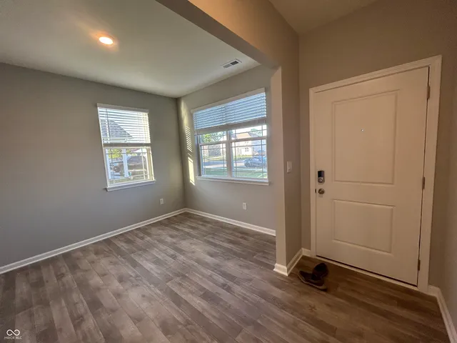 $2,295 | 748 Van Buren Street, Greenfield, IN 46140