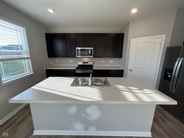 $2,295 | 748 Van Buren Street, Greenfield, IN 46140