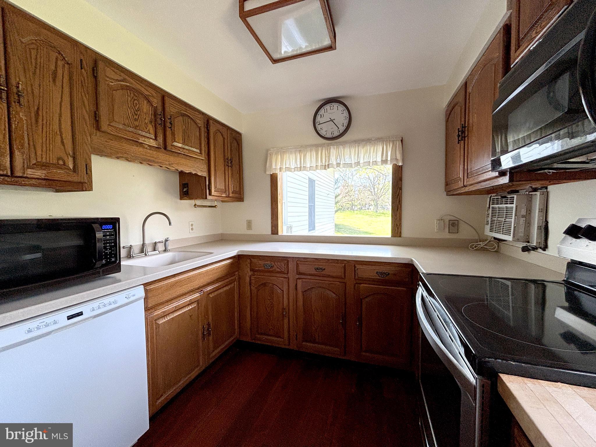 1105 Bishop Meade Road Boyce, VA 22620 - Photo 10 of 22