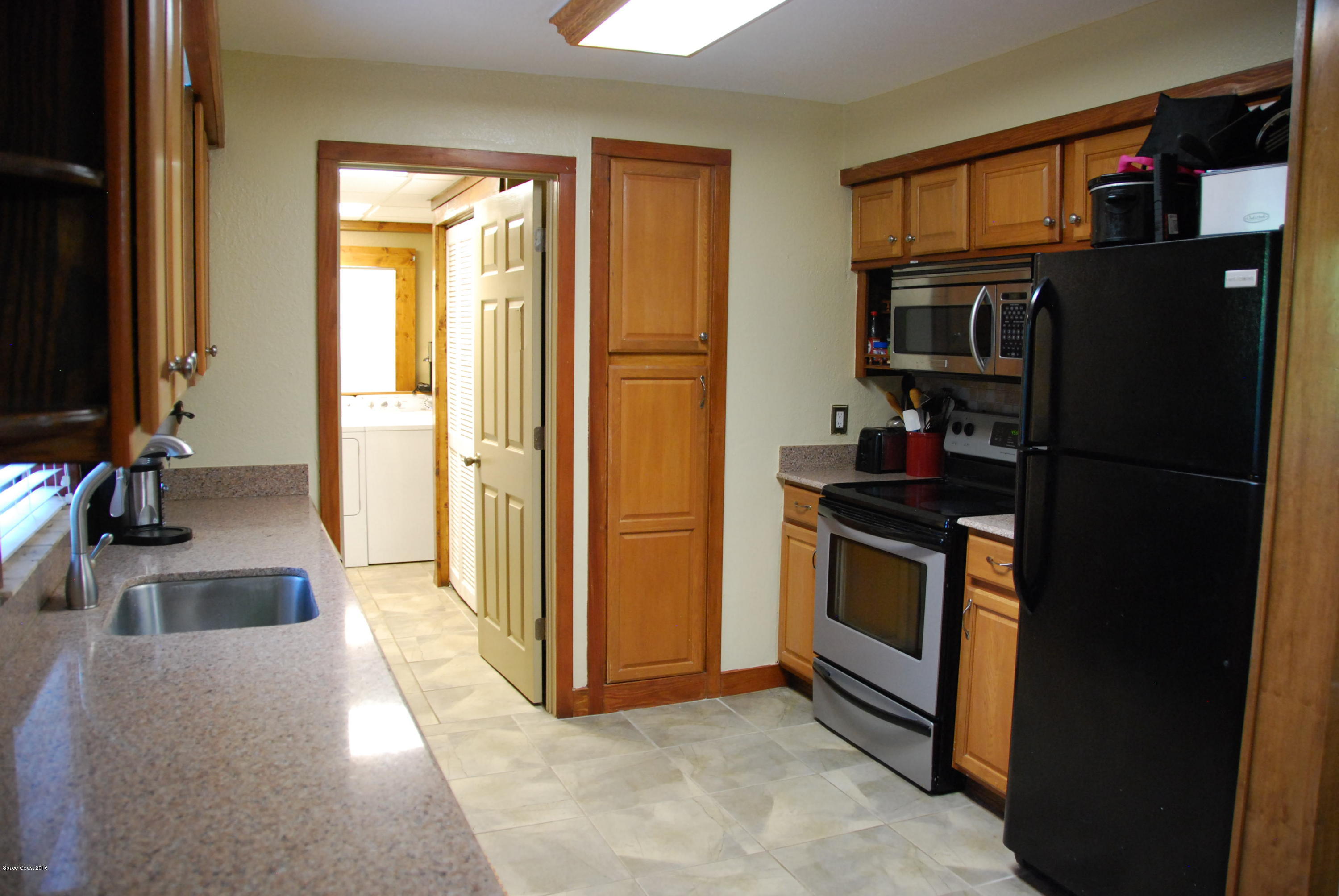 2624 Post Road Melbourne, FL 32935 - Photo 3 of 15 DSC_0078