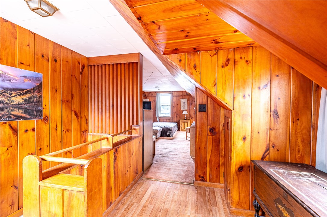 909 Whitlock Road Irondequoit, NY 14609 - Photo 11 of 19 Gallery Image 11