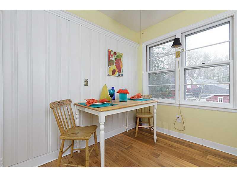 11 Chambers Road Cape Elizabeth, ME 04107 - Photo 10 of 29 Kitchen.