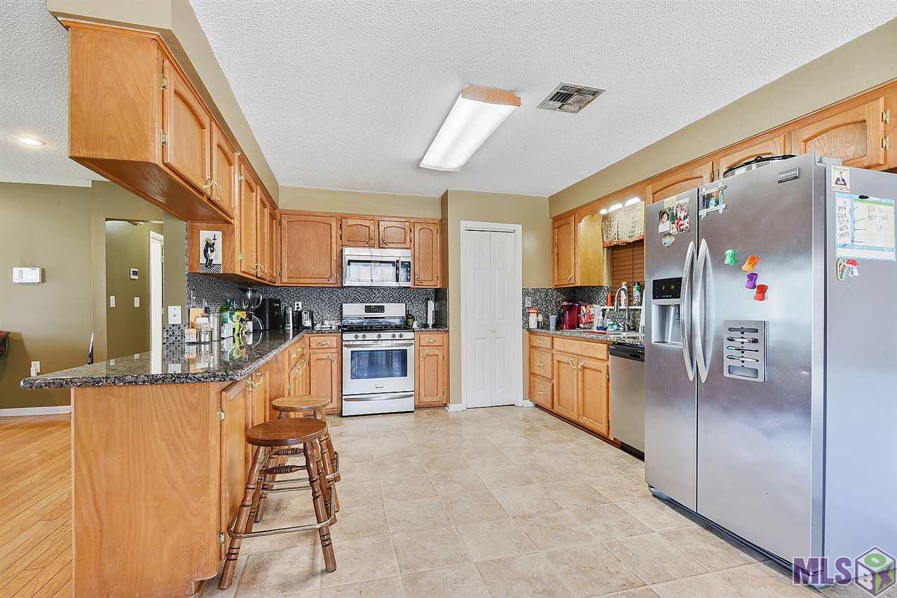 44218 Gold Place Road St. Amant, LA 70774 - Photo 4 of 10 Gallery Image 4