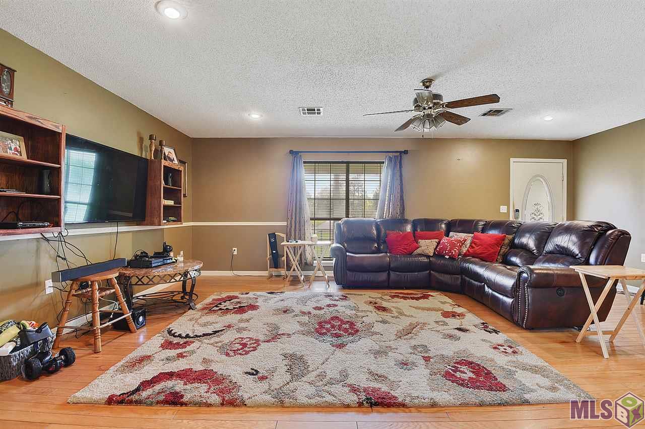 44218 Gold Place Road St. Amant, LA 70774 - Photo 6 of 10 Gallery Image 6