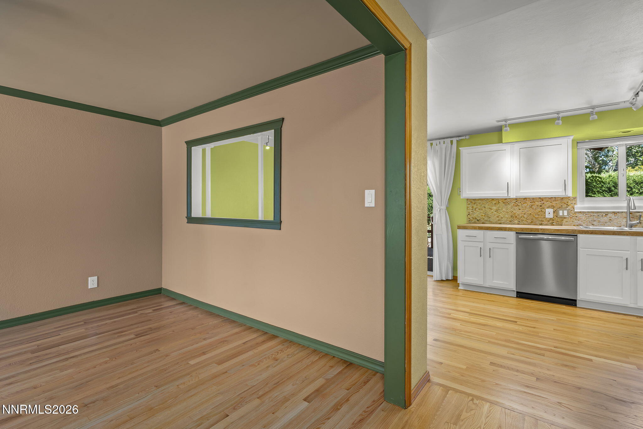 3907 Buckingham Square Reno, NV 89503 - Photo 7 of 21 5-web-or-mls-_DSC9951