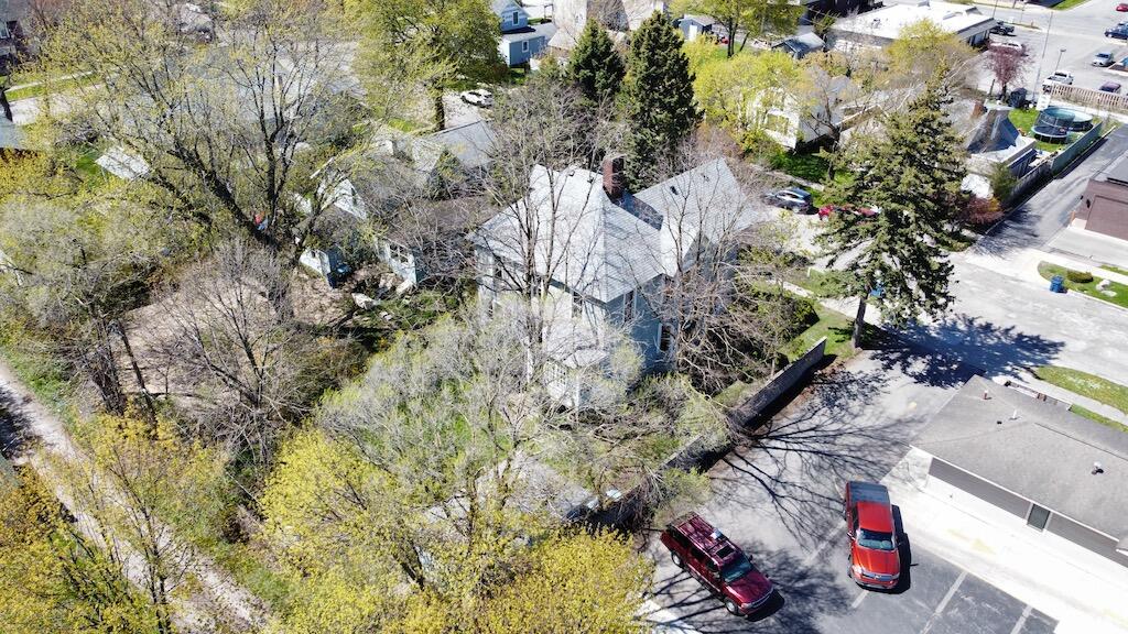 339 2nd Street Manistee, MI 49660 - Photo 7 of 45