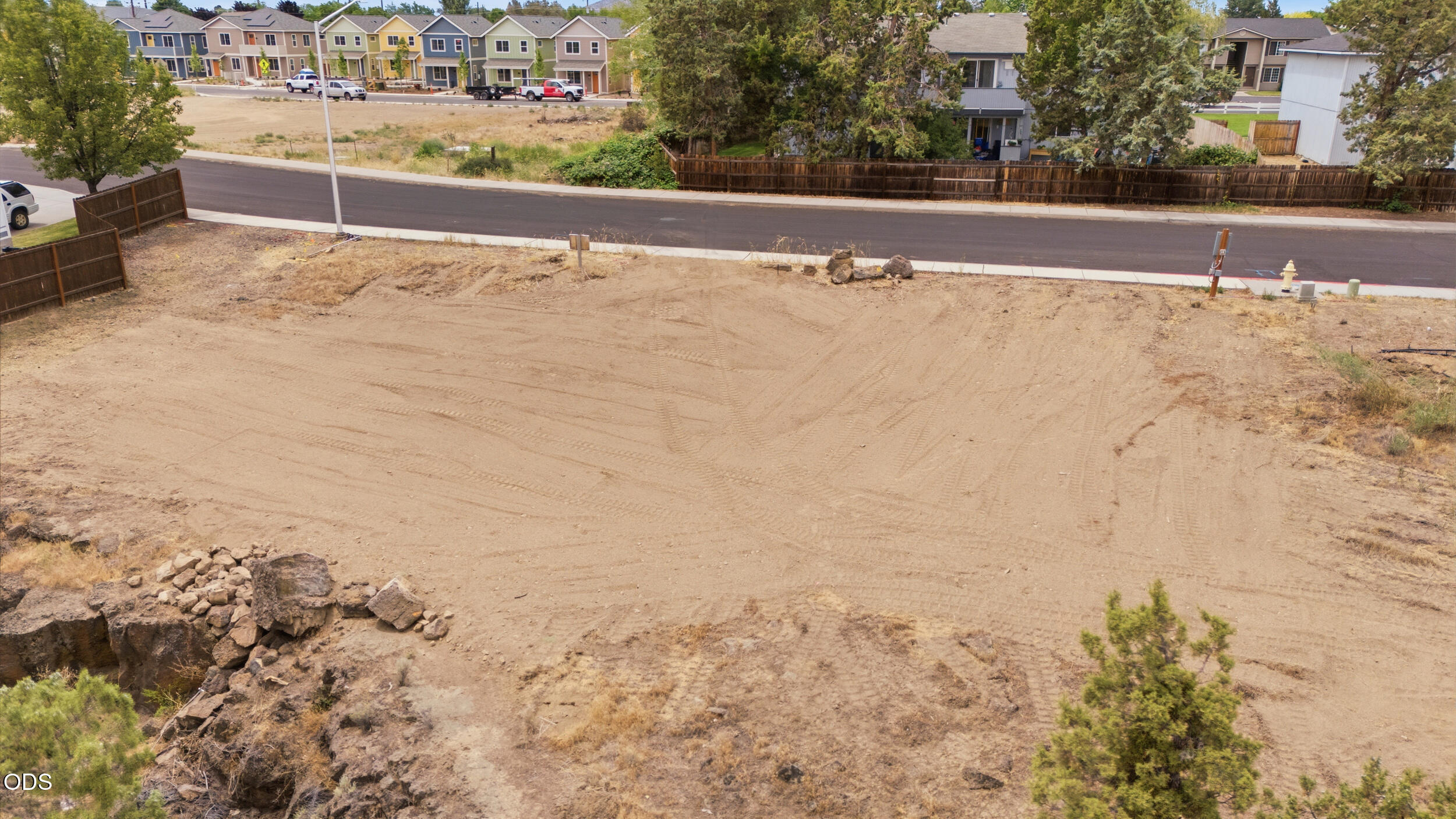 320 Northwest 16th Place Redmond, OR 97756 - Photo 12 of 14