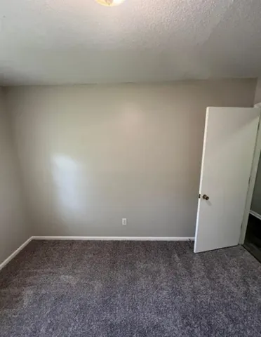 $1,845 | 1907 Plymouth Street, Independence, MO 64058