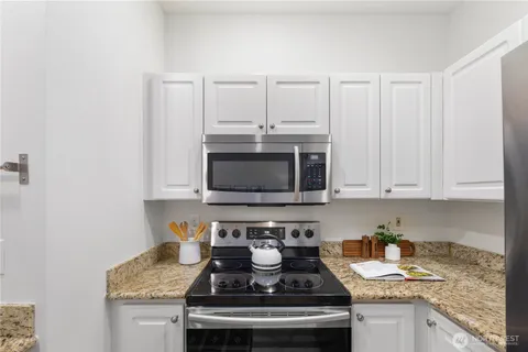 $475,000 | 2415 2nd Avenue, Unit 349, Seattle, WA 98121