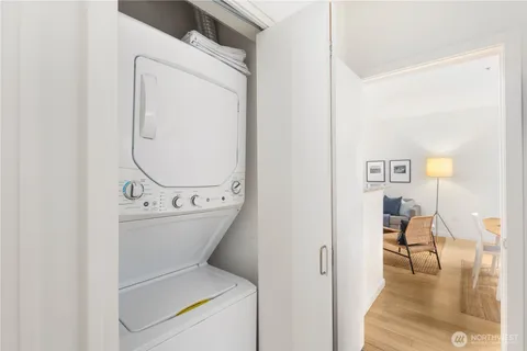 $475,000 | 2415 2nd Avenue, Unit 349, Seattle, WA 98121