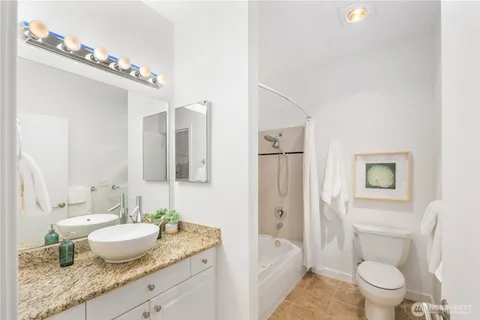 $475,000 | 2415 2nd Avenue, Unit 349, Seattle, WA 98121