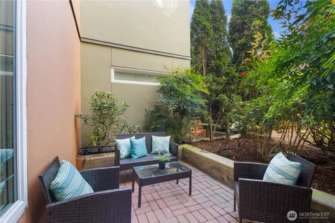 $475,000 | 2415 2nd Avenue, Unit 349, Seattle, WA 98121