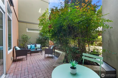 $475,000 | 2415 2nd Avenue, Unit 349, Seattle, WA 98121