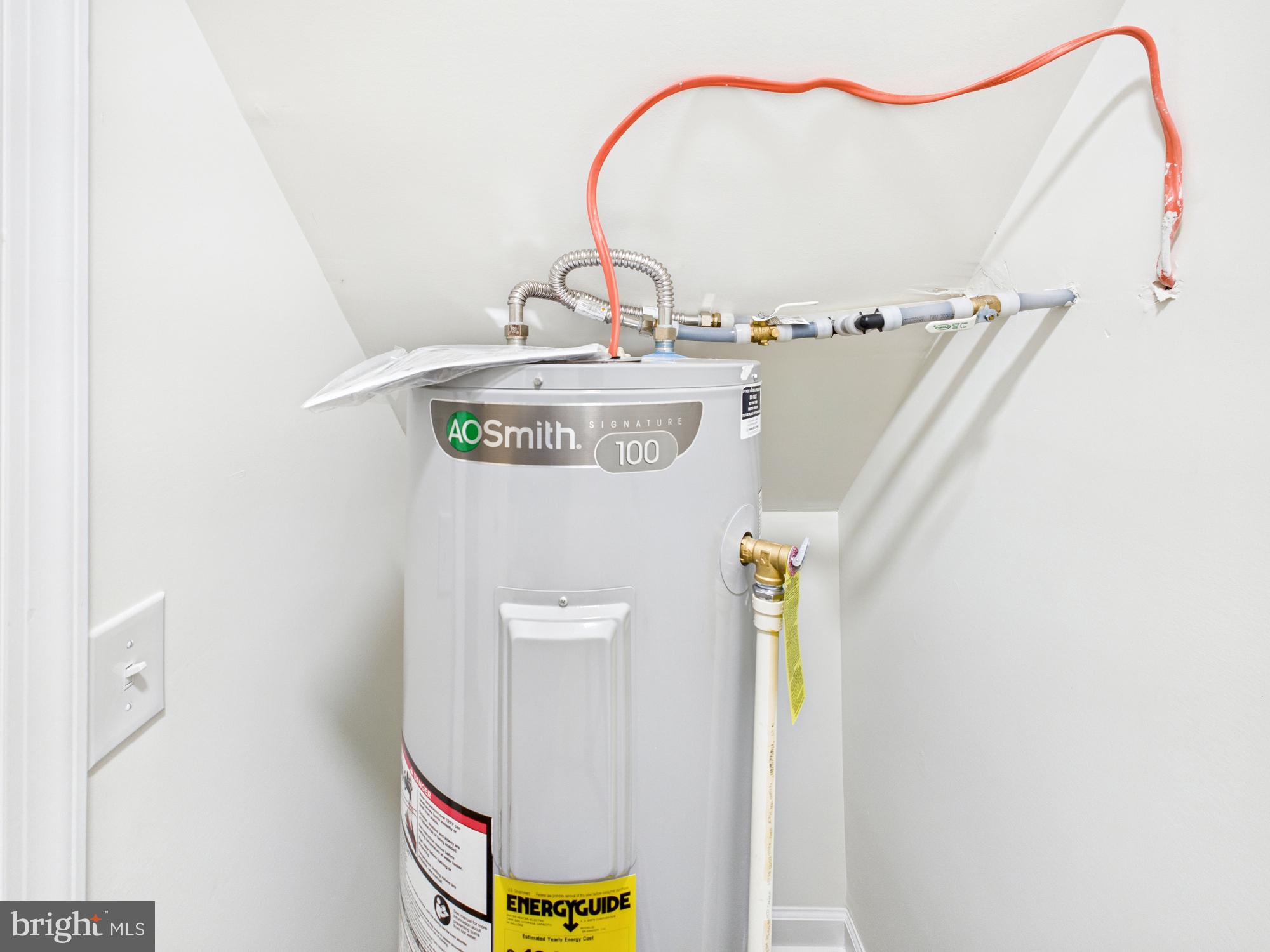 22202 Wetipquin Road Quantico, MD 21856 - Photo 39 of 42 a picture of a bathroom with a sink and mirror