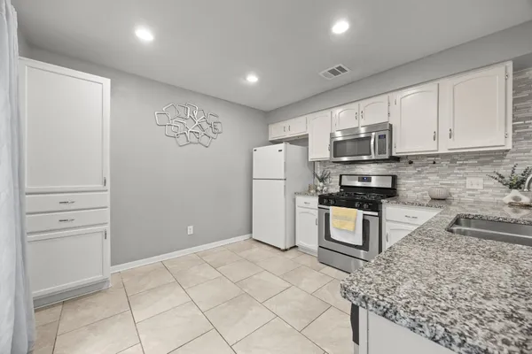 $298,000 | 8330 Fathom Circle, Unit 501, Austin, TX 78750